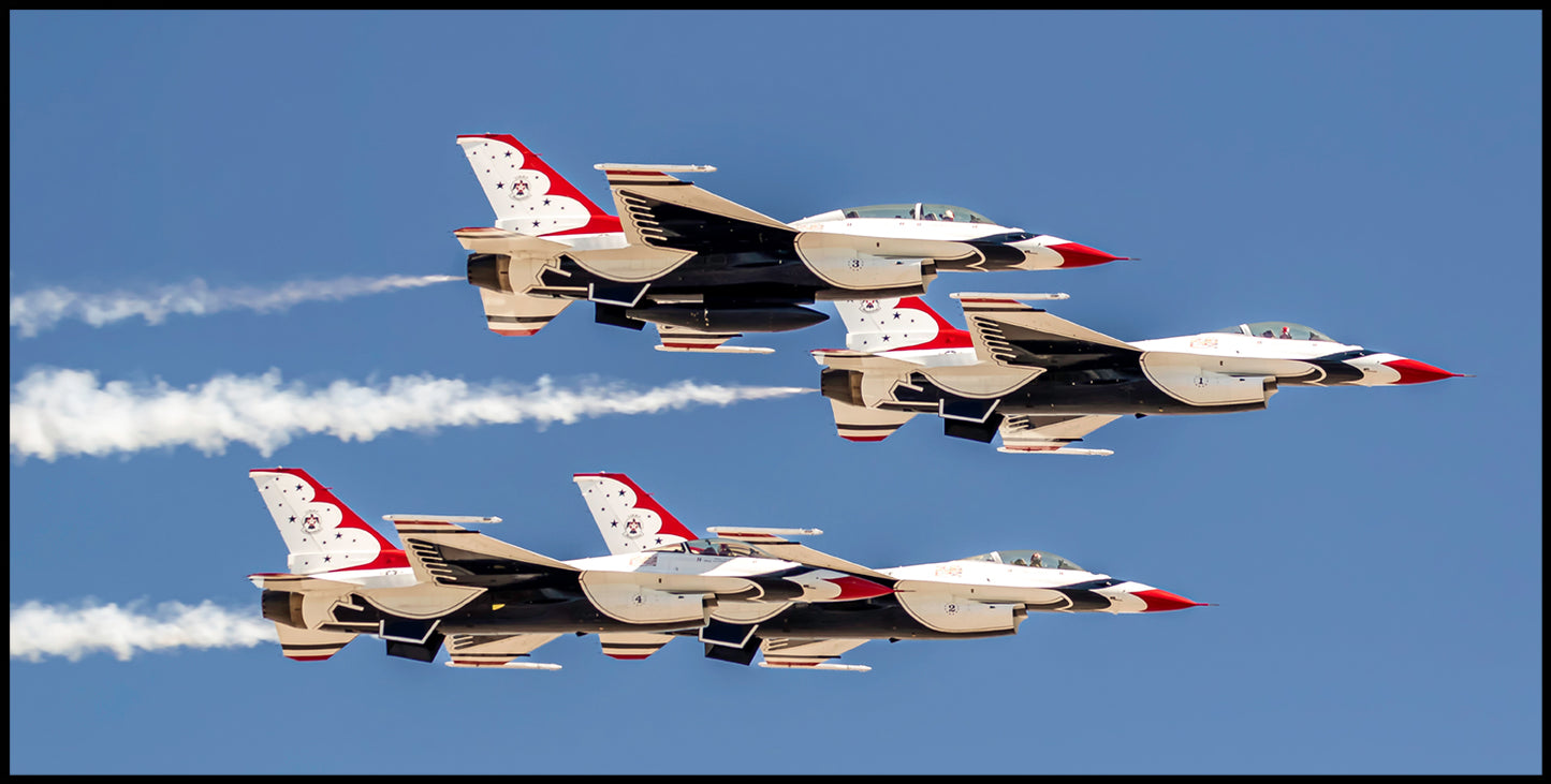 US Air Force Thunderbirds, Color Military Photograph (APPM70004)