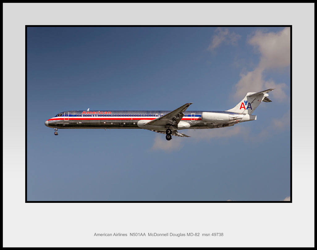 American Airlines MD-80 N501AA Photo (D069LAJM11X14)