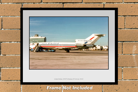 United Airlines Friendship Colors Boeing 727 Color Photograph (I258LGJF11X14)