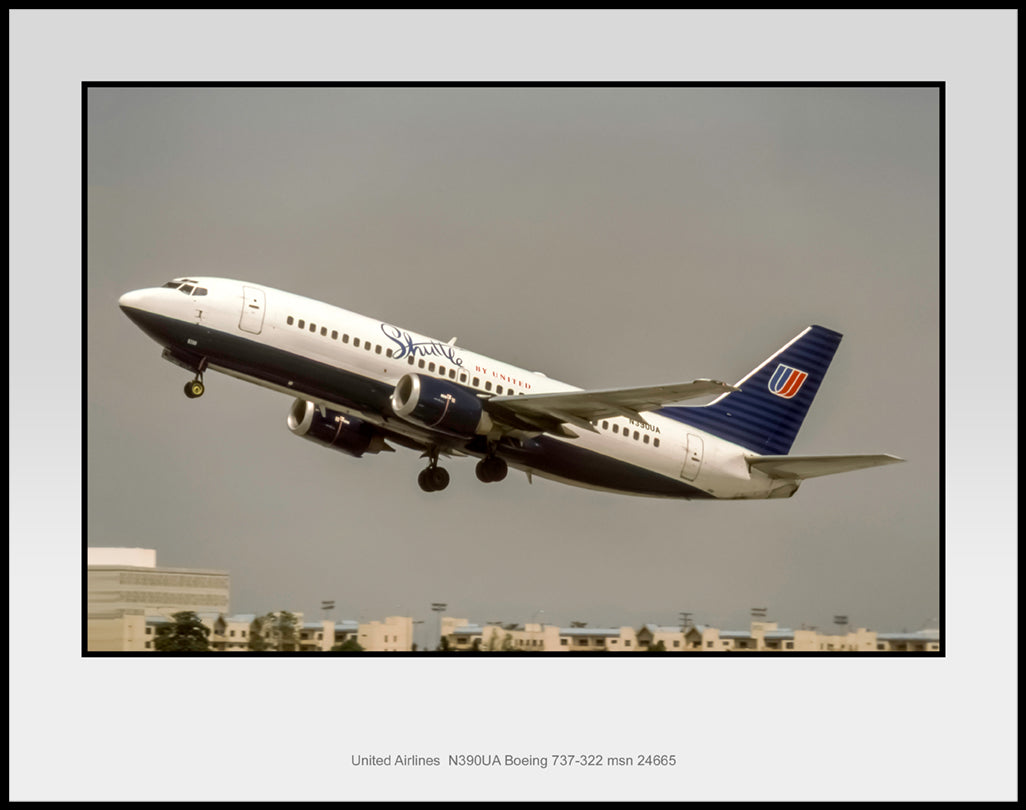 Shuttle by United Boeing 737-322 Color Photograph (K149LAJF11X14)
