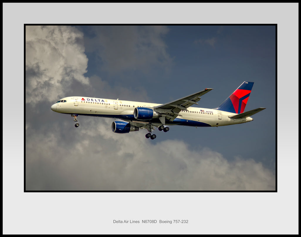 Delta Air Lines Boeing 757-232 Color Photograph (N160LAJM11X14)