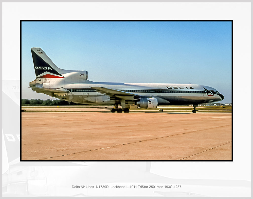 Delta Air Lines L-1011 TriStar Color Photograph (Q033RGJM11X14)