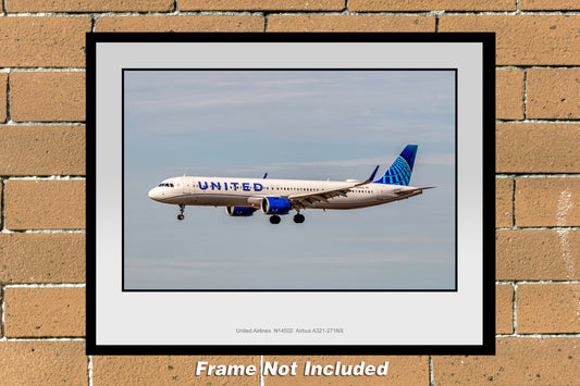 United Airlines Airbus A321-271NX 11" x 14" Color Photograph (TA060LAJM11X14)
