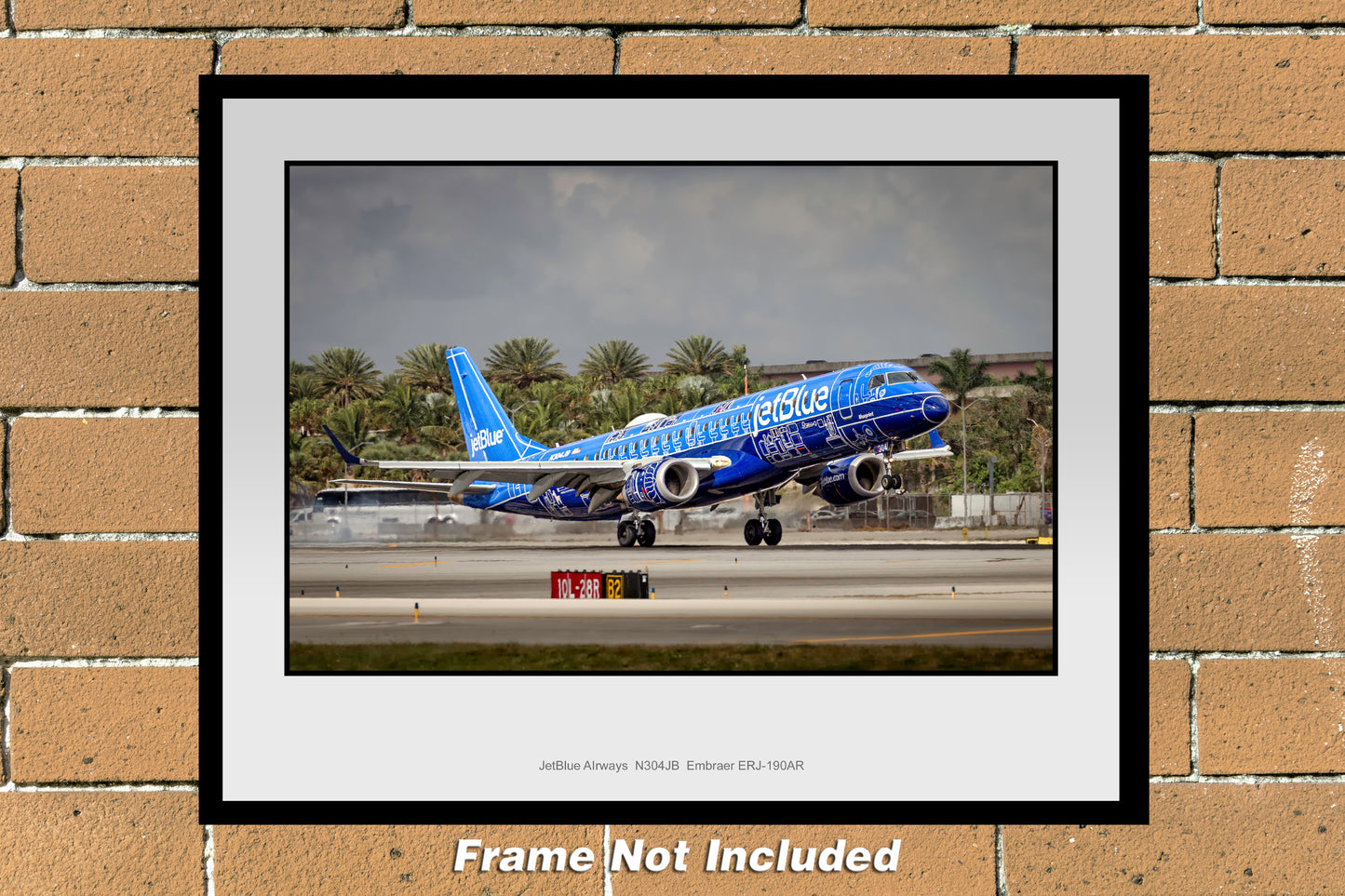 JetBlue Airways N304JB ERJ-190AR Color Photograph (YB018RAJM11X14)