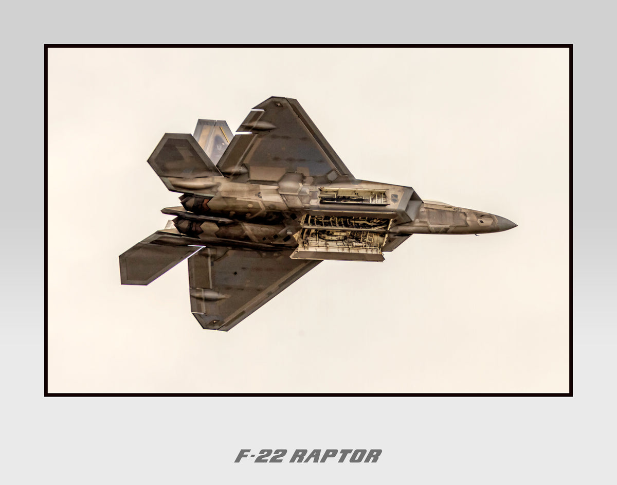 F-22 Raptor Color Military Photograph (ZH001LGJM11X14)