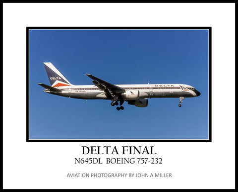 Delta Air Lines 1970s Color Scheme Boeing 757 Color Photograph (APPL10004)