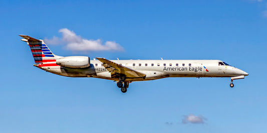 American Eagle (Envoy) Embraer EMB-145LR Color Photograph (APPM10095)