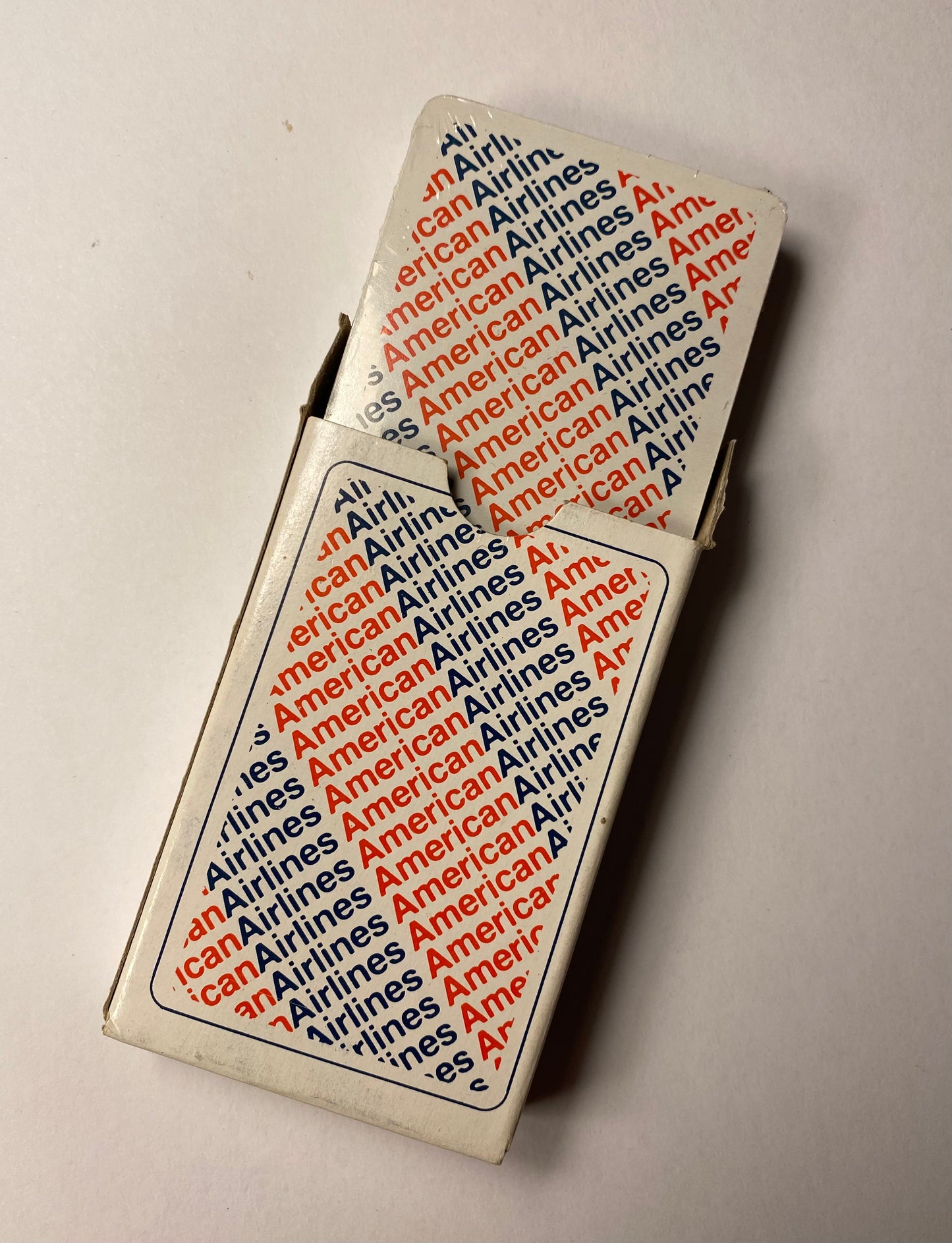 VINTAGE 1970’s AMERICAN AIRLINES Playing Cards ~ Sealed ~ (APC002)