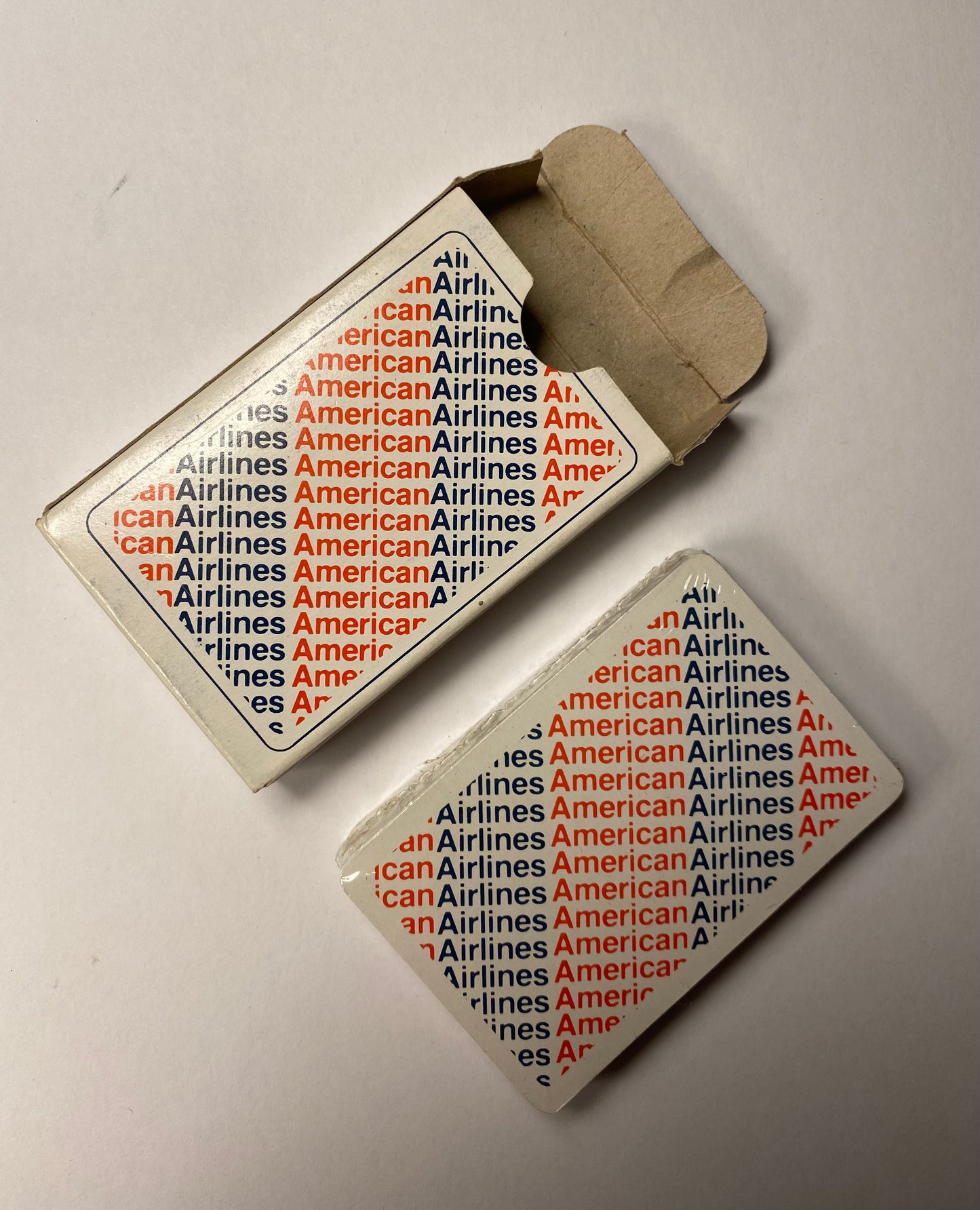 VINTAGE 1970’s AMERICAN AIRLINES Playing Cards ~ Sealed ~ (APC002)