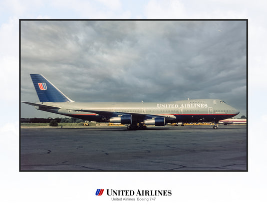United Airlines Boeing 747  Color Photograph (M033RGAS11X14)