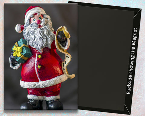 Santa Claus with List Fridge Magnet (PMH11017)
