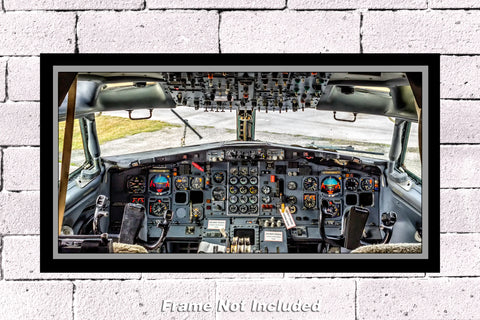 Cockpit Boeing 727-200 Color Photograph (APPM10051)