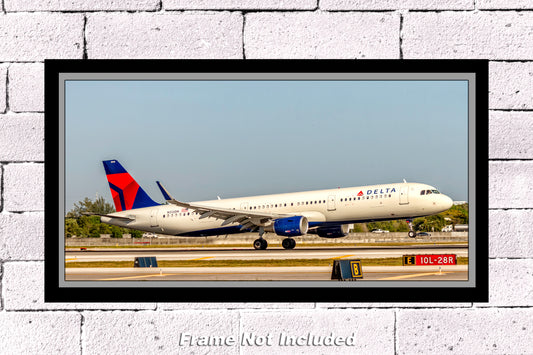 Delta Air Lines Airbus A321 Color Photograph (APPM10058)