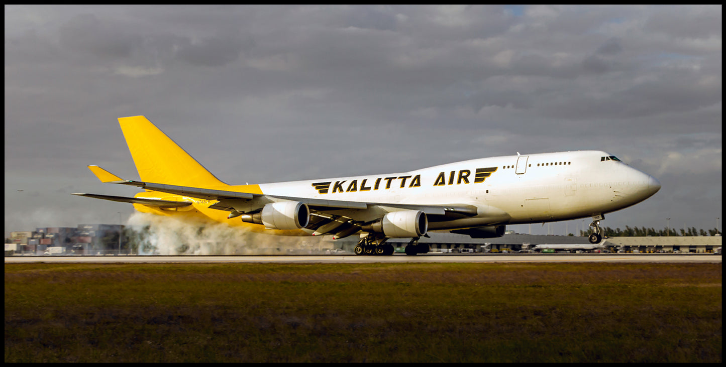 Kalitta AIr Boeing 747-446(BCF) Color Photograph (APPM10133)