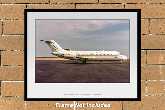 Royale Airlines Douglas DC-9-14 11" x 14" Color Photograph (C131RGJC11X14)