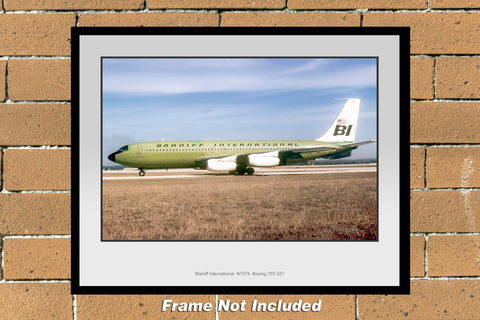 Braniff International Boeing 707-227 Color Photograph (H001LGJC11X14)