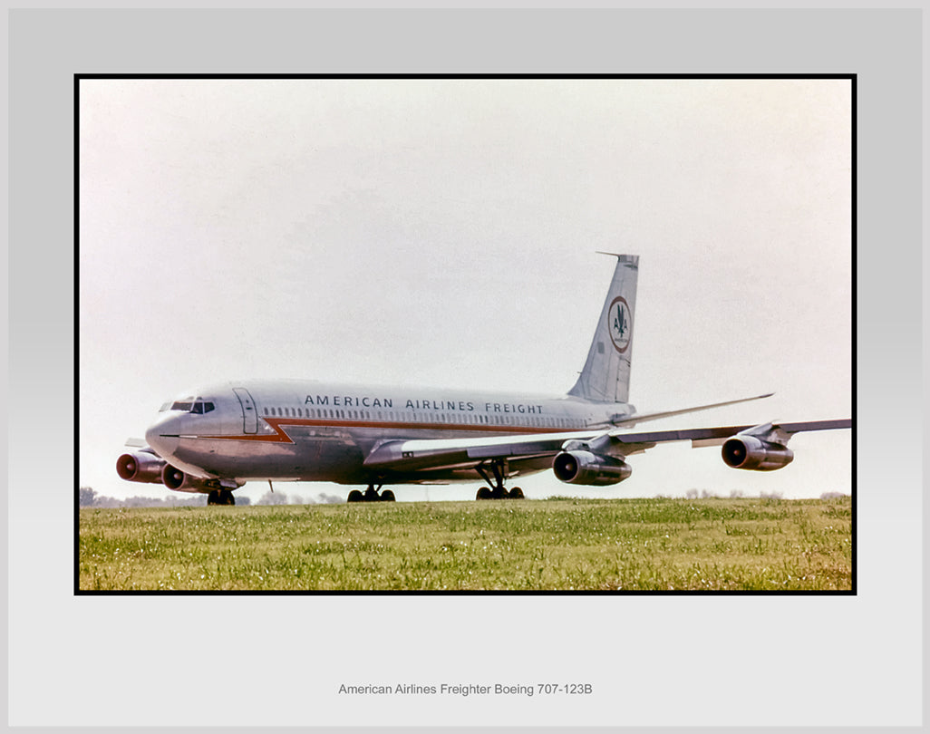 American Airlines Freighter Boeing 707 Color Photograph (H015LGES11X14)