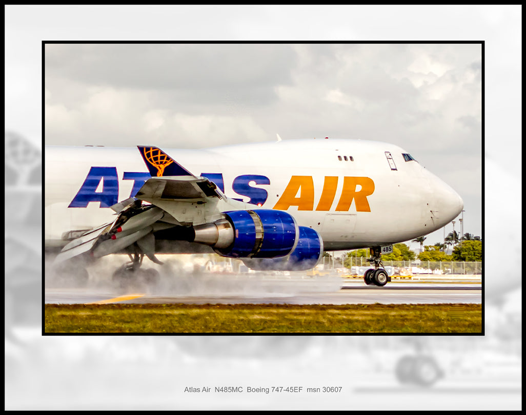 Atlas Air Worldwide Boeing 747-45EF Color Photograph (M125RGJM11X14)