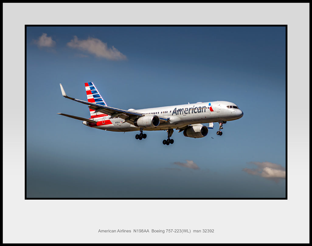 American Airlines Boeing 757-223(WL) Color Photograph (N166RAJM11X14)