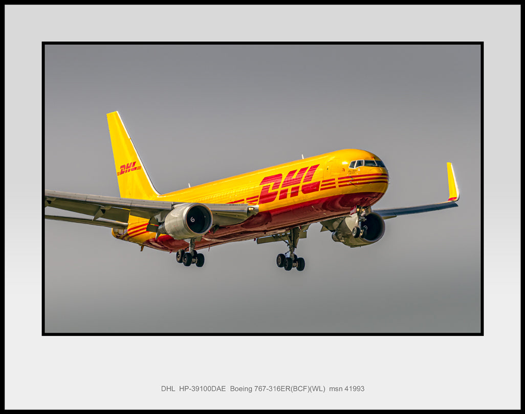 DHL HP-39100DAE Boeing 767-316ER Color Photograph (P094RAJM11X14)