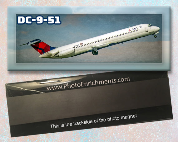 Delta Air Lines DC-9-51 Fridge Magnet (PMT1525)