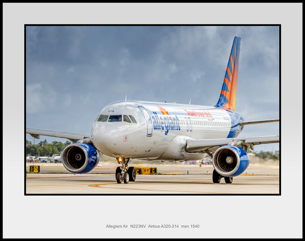Allegiant Air N223NV Airbus A320-214 Color Photograph (T254LGJM11X14)