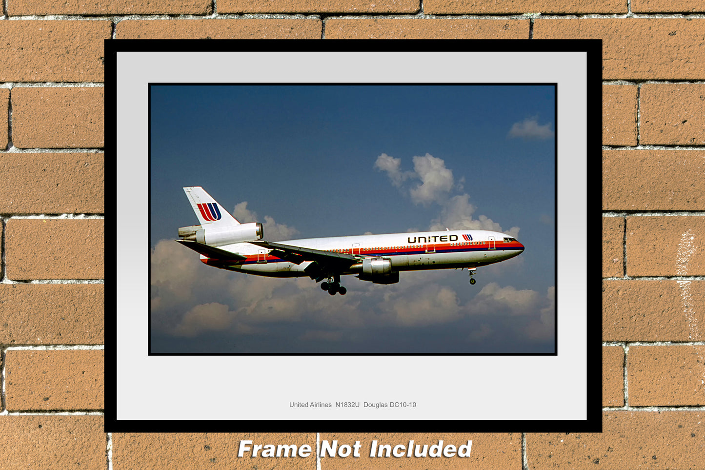 United Airlines Douglas DC10-10 11" x 14" Color Photograph (U015RANC11X14)