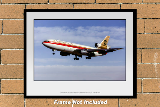 Continental Airlines DC-10-10 11" x 14" Color Photograph (U082LAJC11X14)