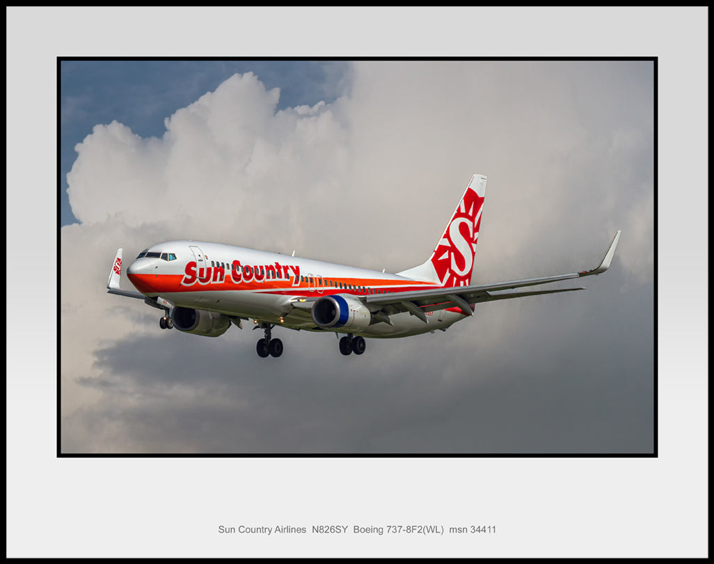 Sun Country Airlines Retro Colors Boeing 737-8F2(WL) Color Airline Photograph (UU157LAJM11X14)