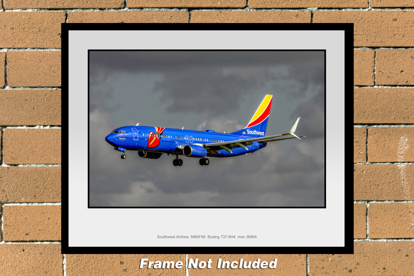 Southwest Airlines Boeing 737-8H4 Triple Crown One Color Photograph (UU158LAJM11X14)
