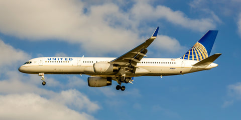 United Airlines Boeing 757-224(WL) Color Photograph (APPM10038)